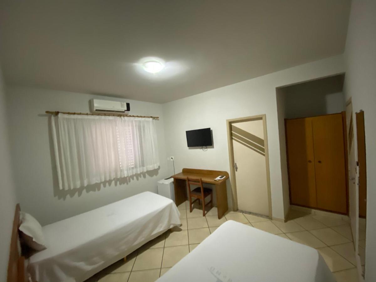 Onix Hotel Assis Luaran gambar
